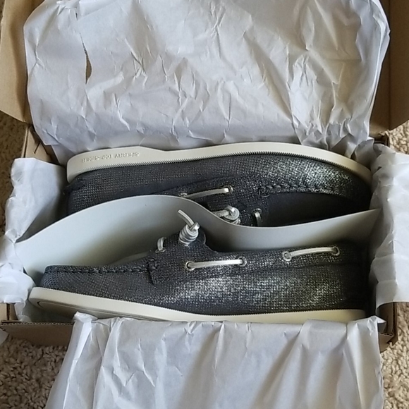 Sperry Vida Brushed Silver Metallic Boat Shoes - Picture 8 of 15